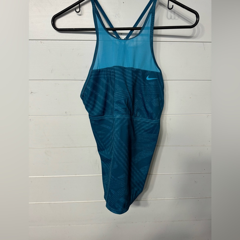Nike swim top
